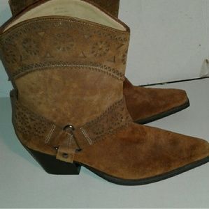 MeToo leather boots NEW never worn